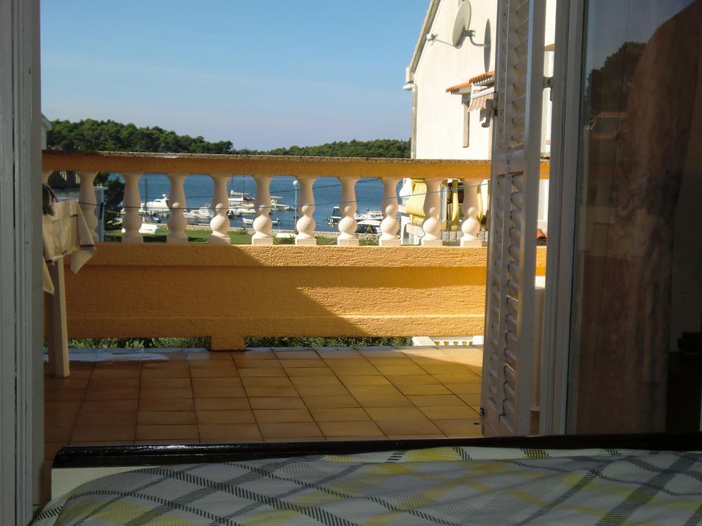 Guest House Sandra Ραμπ Δωμάτιο φωτογραφία