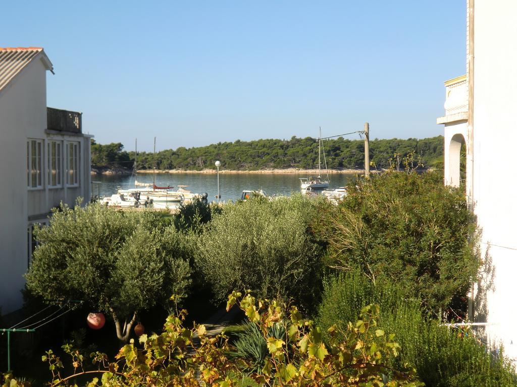 Guest House Sandra Ραμπ Εξωτερικό φωτογραφία